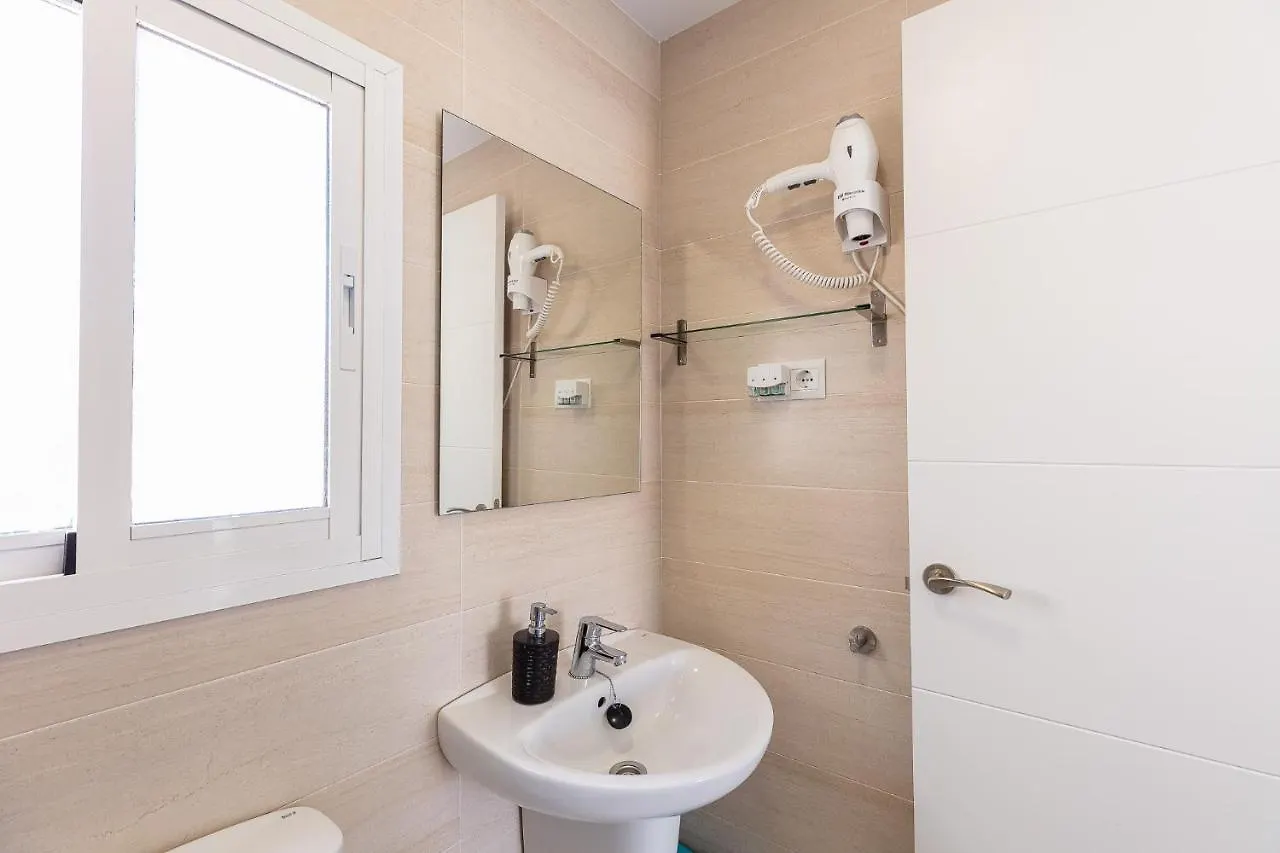 Apartment Apartamentos Lola Beach Malaga