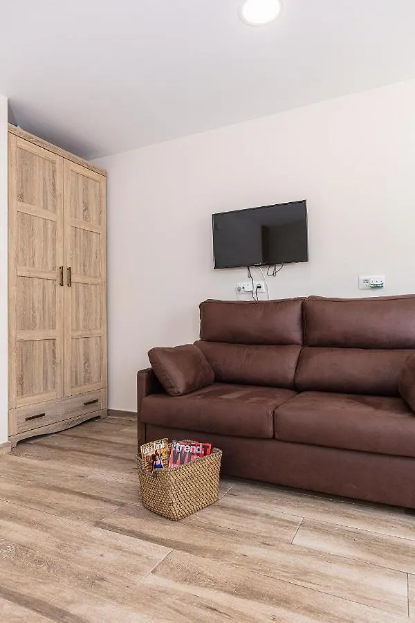 Apartamentos Lola Beach Málaga