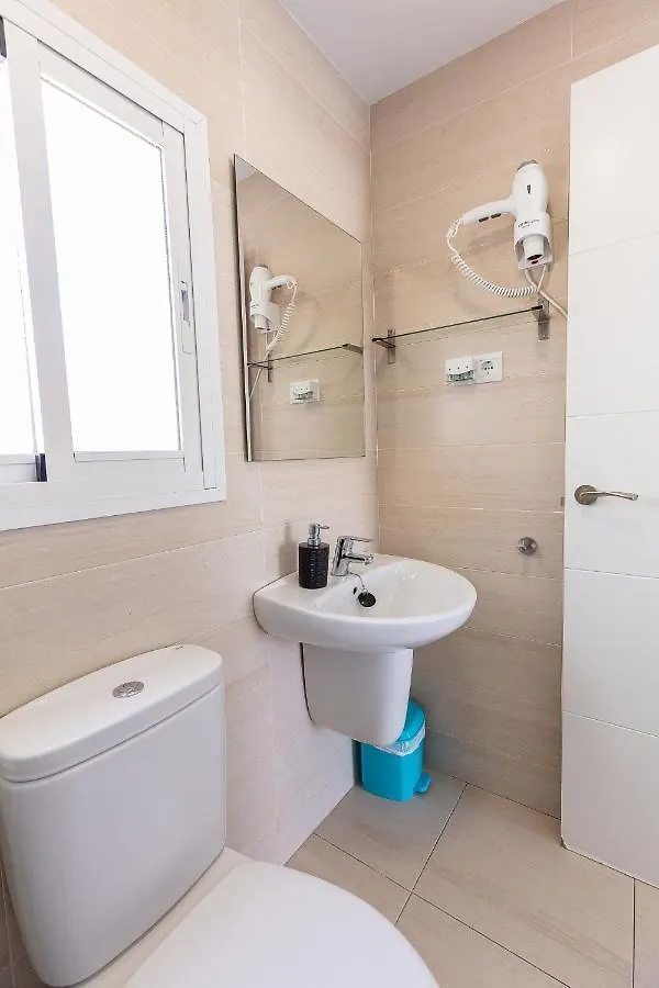 Apartment Apartamentos Lola Beach Málaga